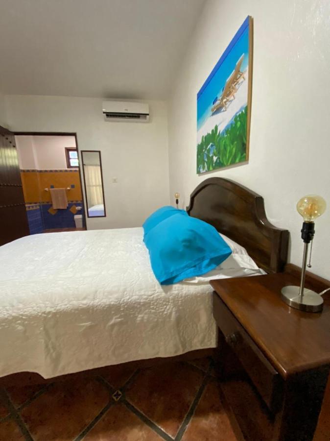 Hotel Playa Westfalia Пуерто Лимон Екстериор снимка